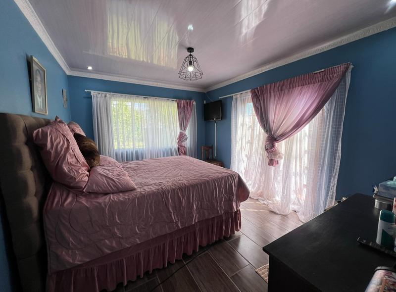 4 Bedroom Property for Sale in Kathu Northern Cape